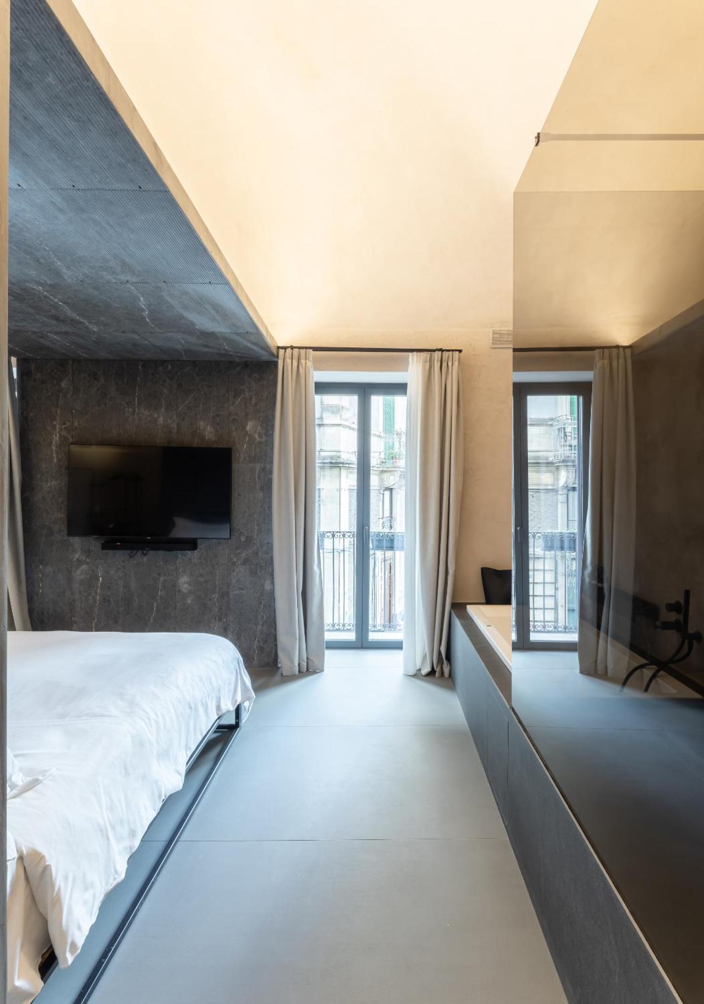 Terme Di Bacco - Design Apartaments And Spa Catania Luaran gambar